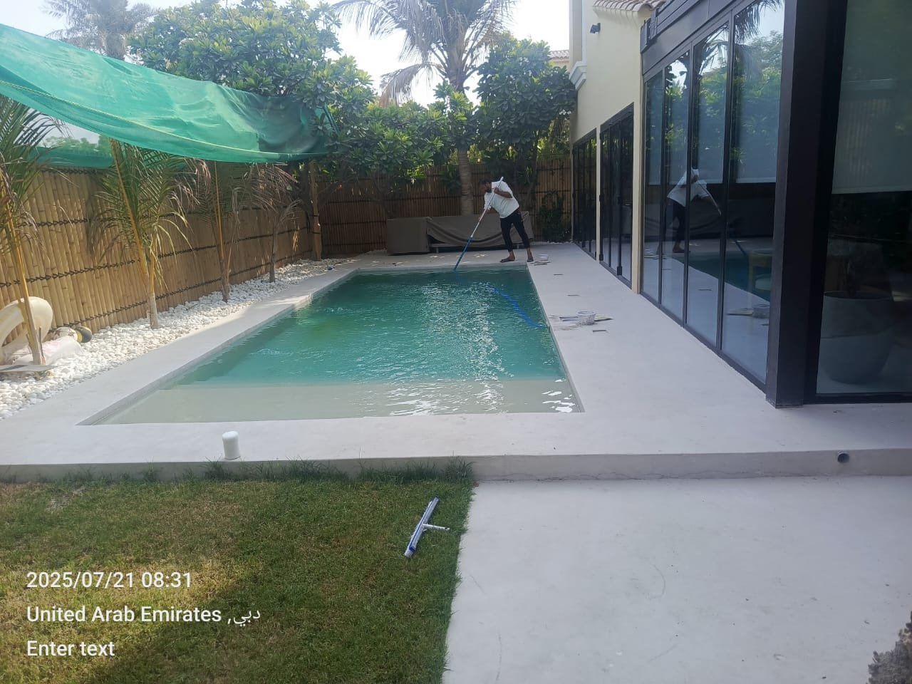 126454-147193-2355356831561635