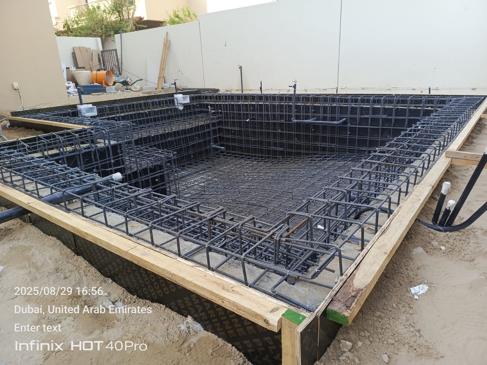 126454-147193-4359813061009913